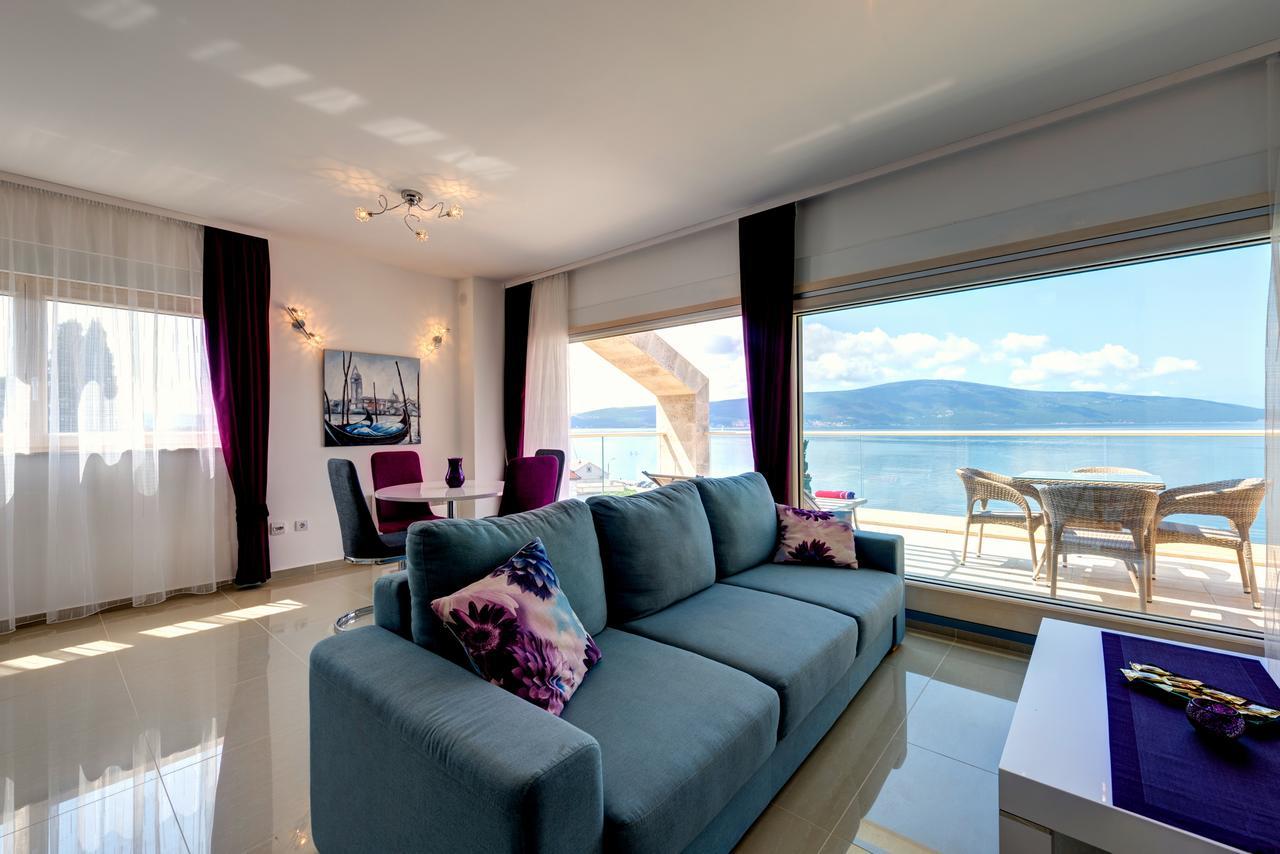 Apartments Villa Adriatic Тиват Экстерьер фото